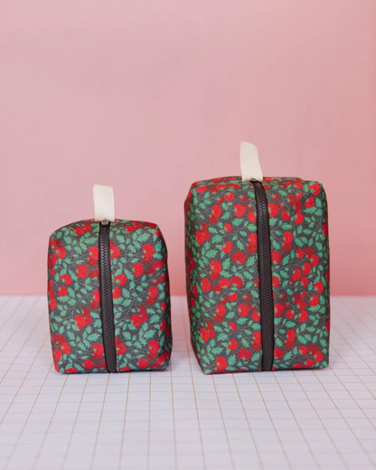 Small canvas toiletry bag - Tomatoes 