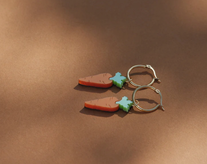 Carrots hoop earrings