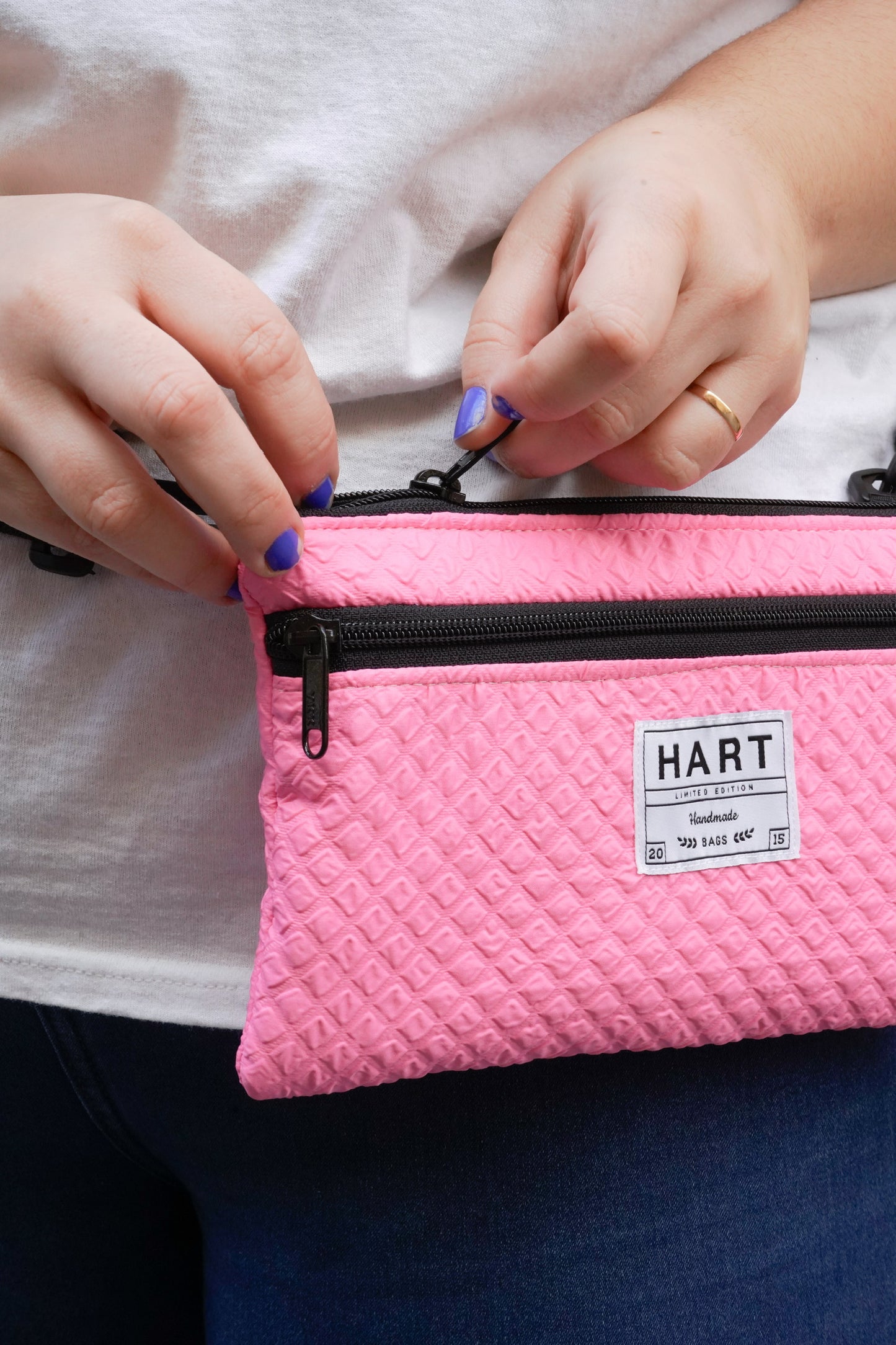 Basic Crossbody Fanny Pack - Textured Bubblegum Pink