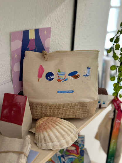 Grandma jute toiletry bag - I'm not looking at the sea, I'm peeing